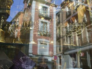 167520_1681690806294_1358280312_32014997_2664091_n